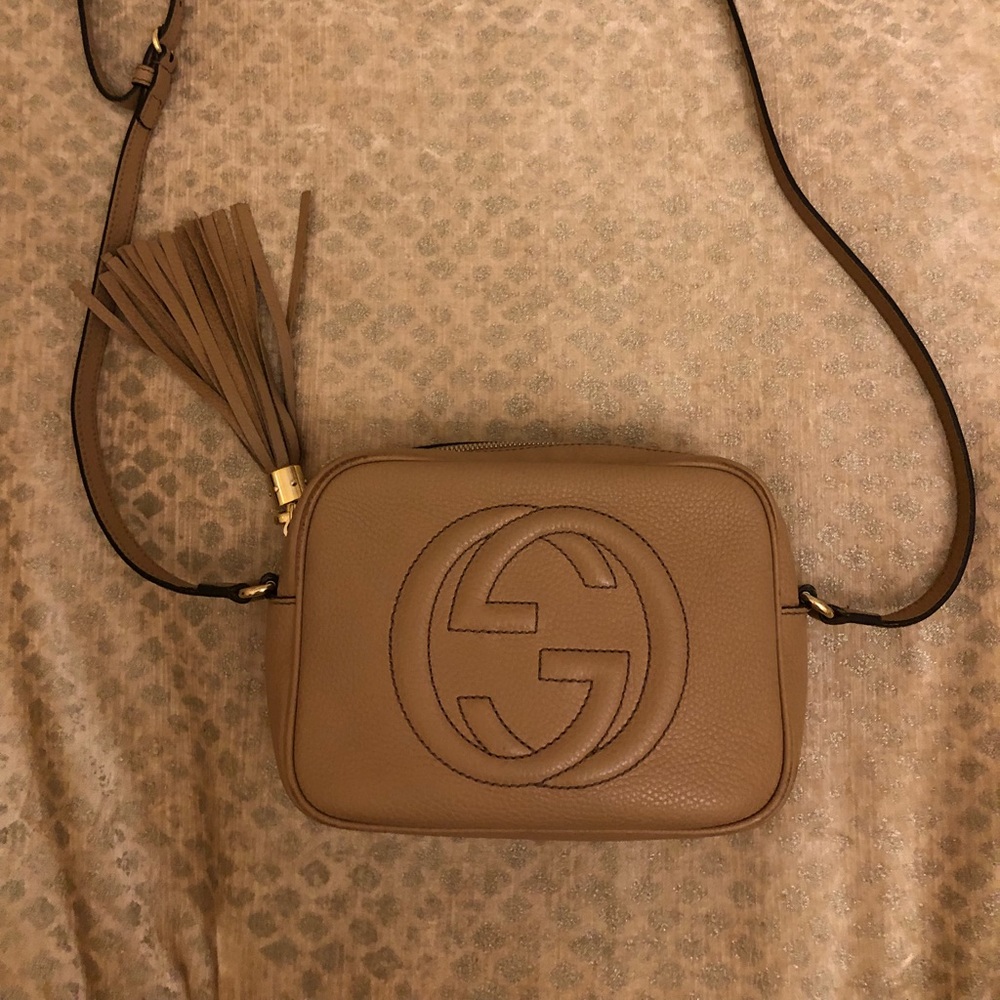 Gucci - Soho small shoulder bag, beige